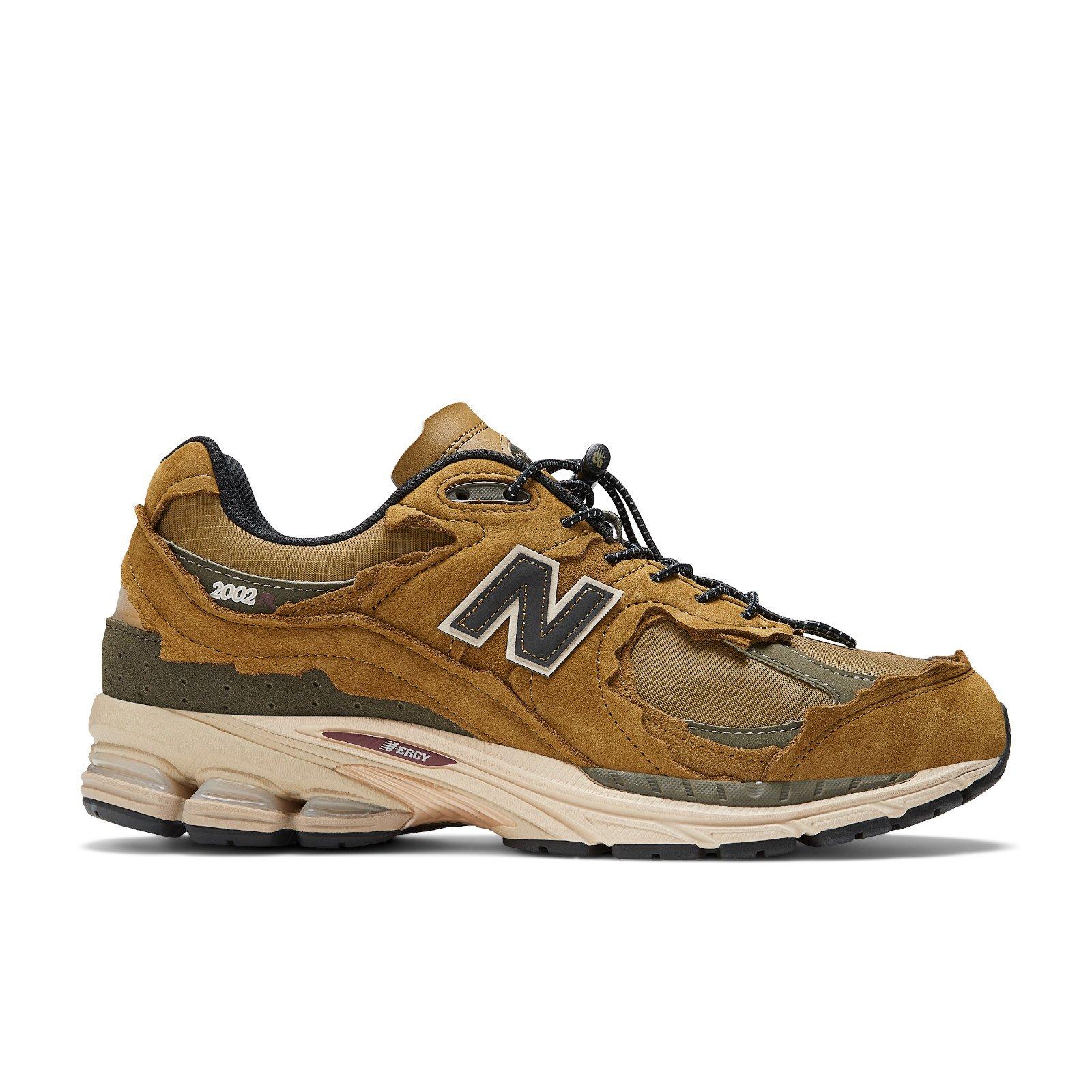 ニューバランス2002R High Desert/Dark Moss-Black New Balance 2002R Protection Pack 